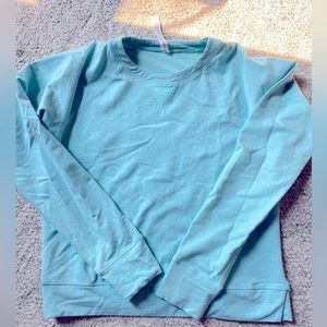 Women’s Lululemon size 10 lightweight pullover